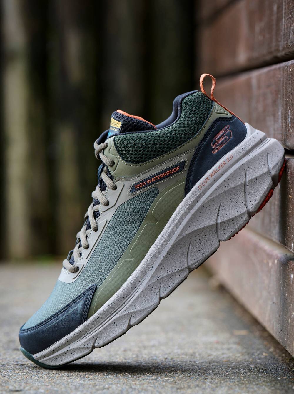 https://www.skoman.se/pub_docs/files/Catrow-startsida-vattentata-Skechers-AW25.jpg