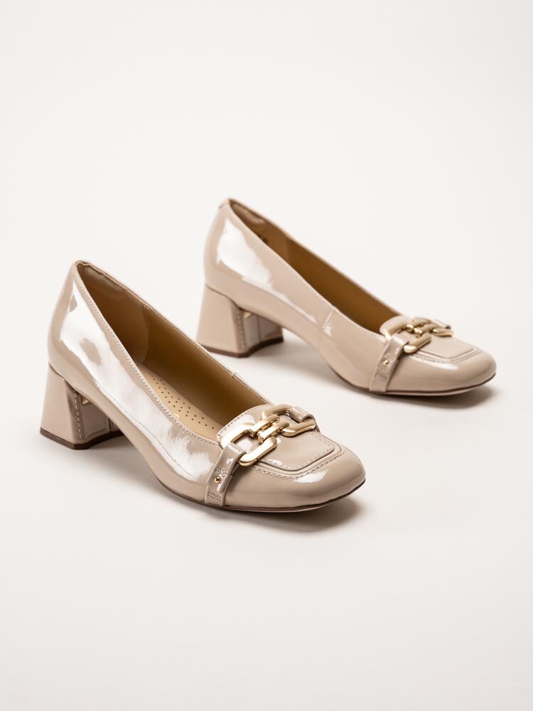 Clarks - Nyta45 Court D - Ljusbeige pumps i skinn-lack