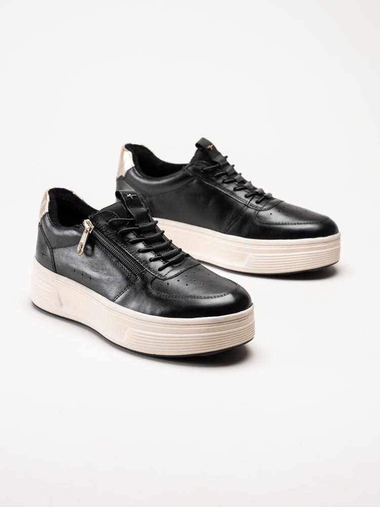 Tamaris Comfort - Svarta sneakers i skinn