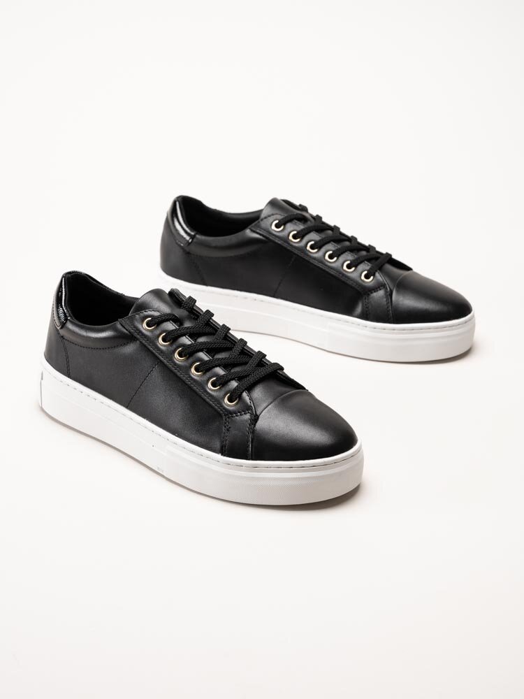 Vagabond - Zoe Platform - Svarta platåsneakers i skinn