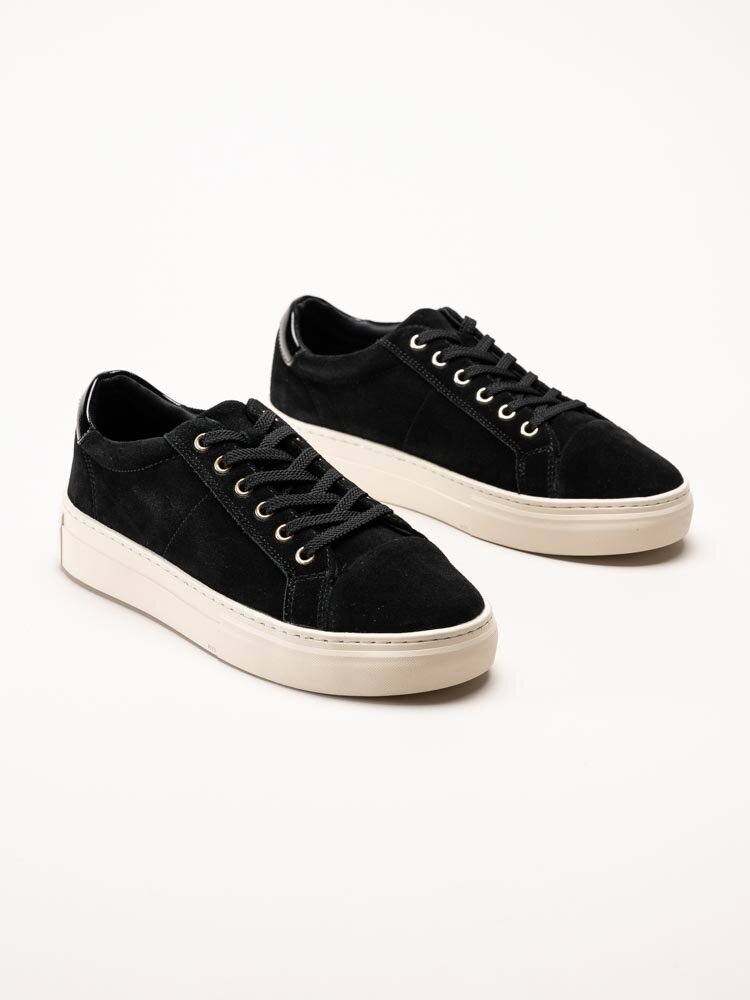 Vagabond - Zoe Platform - Svarta sneakers i mocka