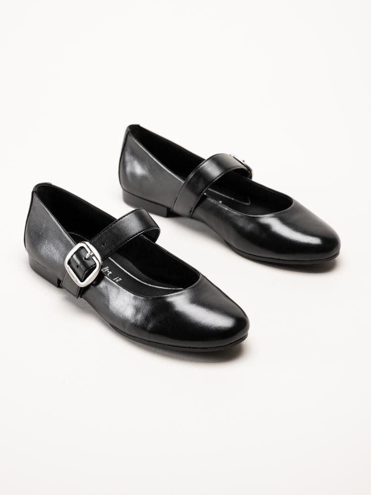 Tamaris - Svarta ballerinaskor i skinn
