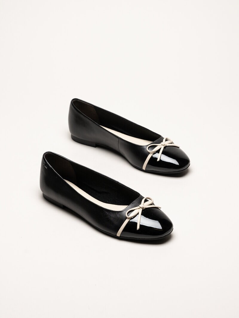 Tamaris - Svarta ballerinaskor med lacktå