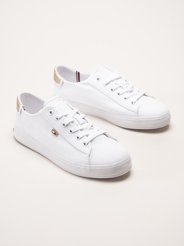 Tommy Hilfiger - Vulc Canvas Lace Up - Vita låga tygskor