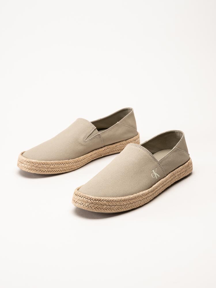 Calvin Klein - JAVI 1T - Kakifärgade slip on espadrillos