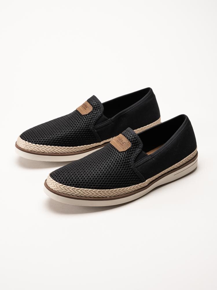 Rieker - Svarta slip on tygskor