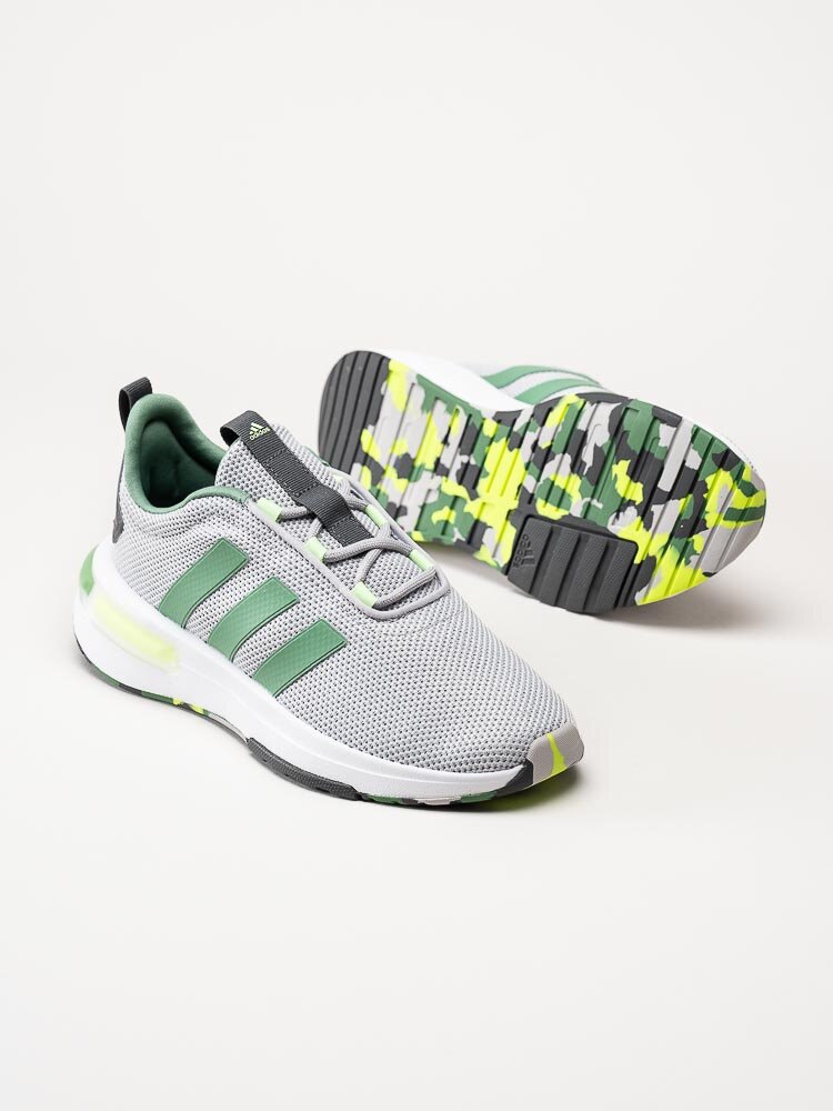 Adidas - Racer TR23 K - Grå sneakers med gröna stripes