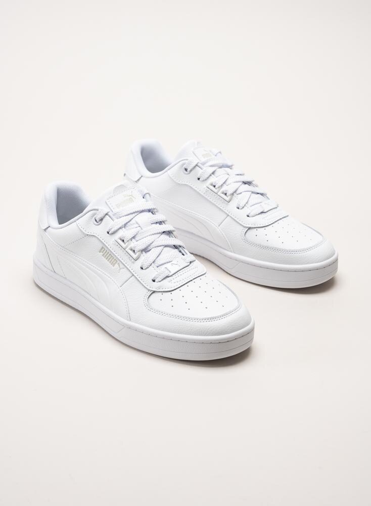 Puma - Caven 2.0 Lux - Vita sneakers i skinnimitation