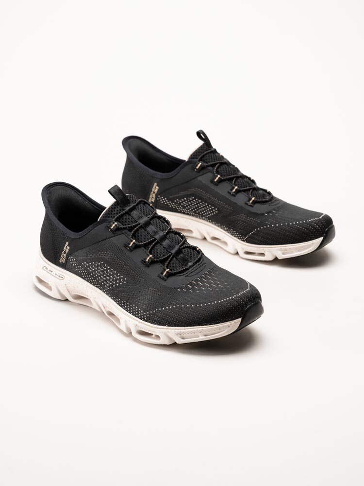 Skechers - Glide Step Gratify - pace - Svarta slip-ins sportskor i textil