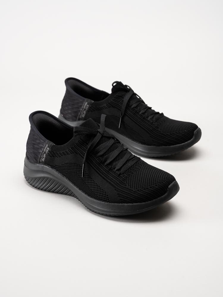 Skechers - Ultra Flex 3.0 - Brilliant - Svarta slip on sneakers i textil