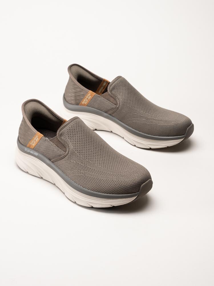 Skechers - Slip-Ins Dlux Walker - Ljusbruna slip-ins promenadskor i textil
