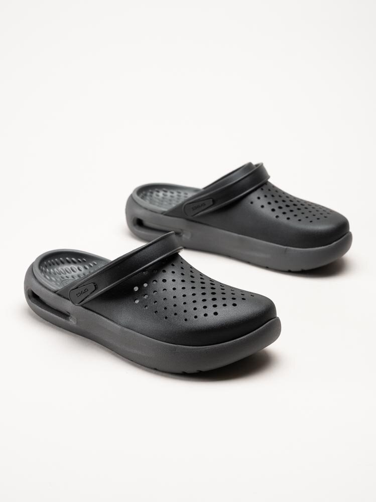 Crocs - Inmotion Clog - Svarta badtofflor