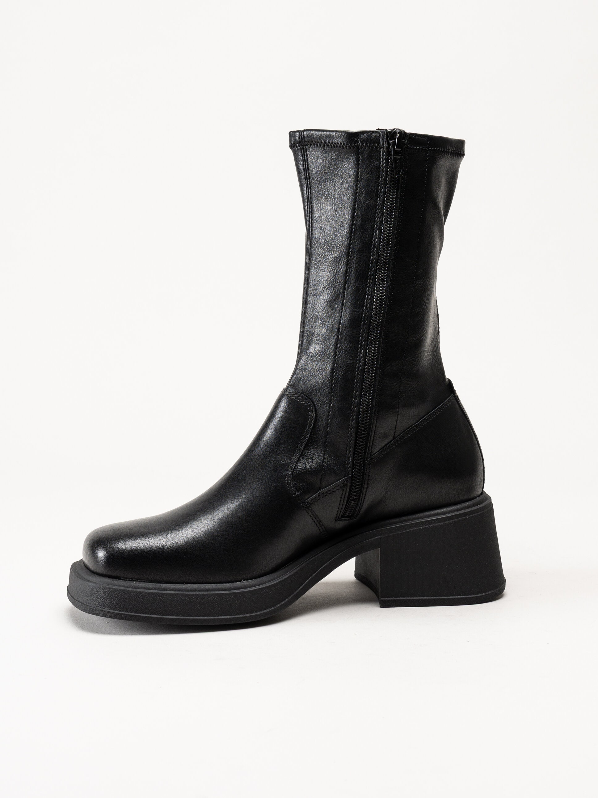 Vagabond - Dorah - Svarta boots med skinn och stretch