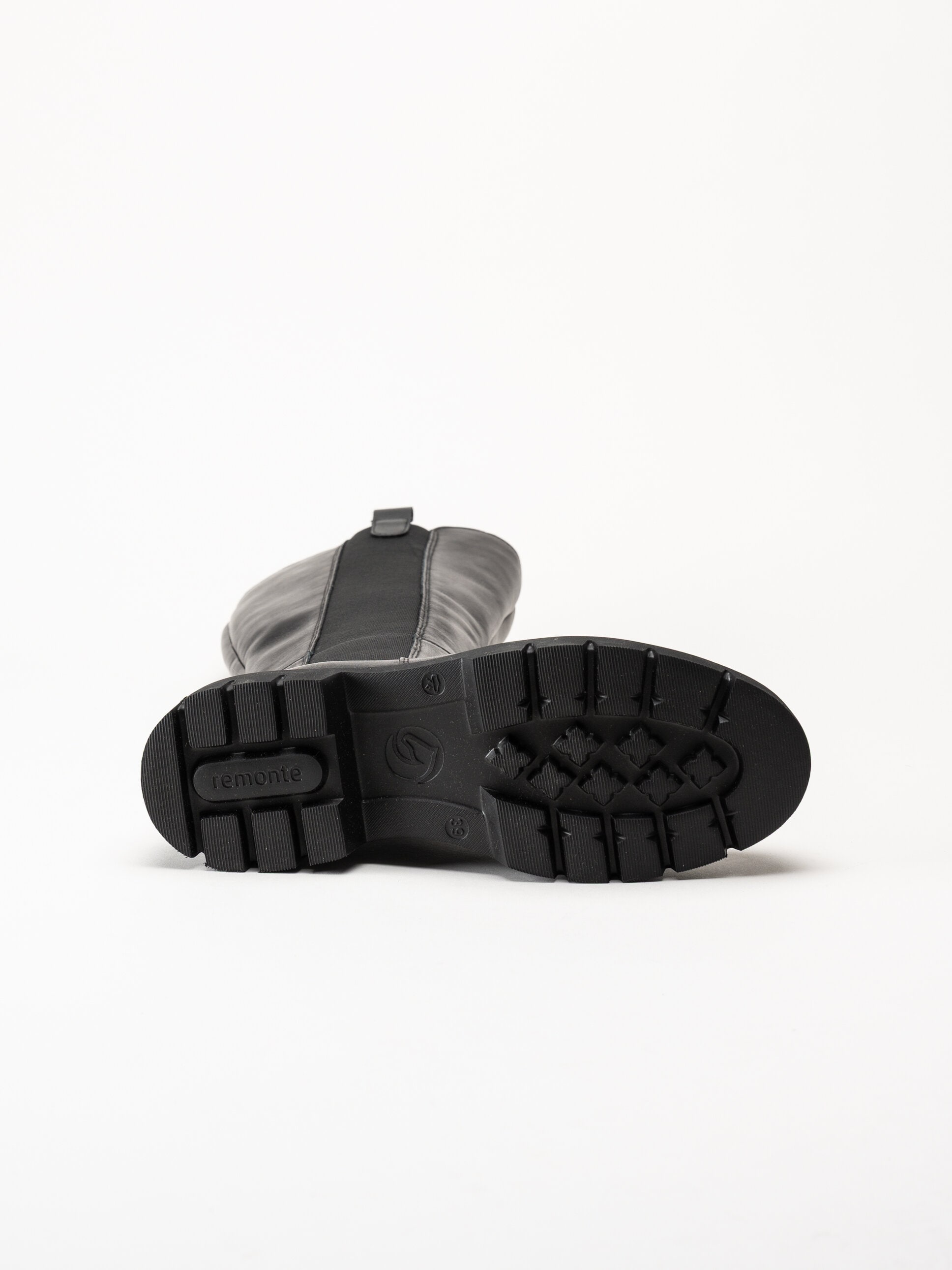 Remonte - Svarta fodrade stövlar i skinn