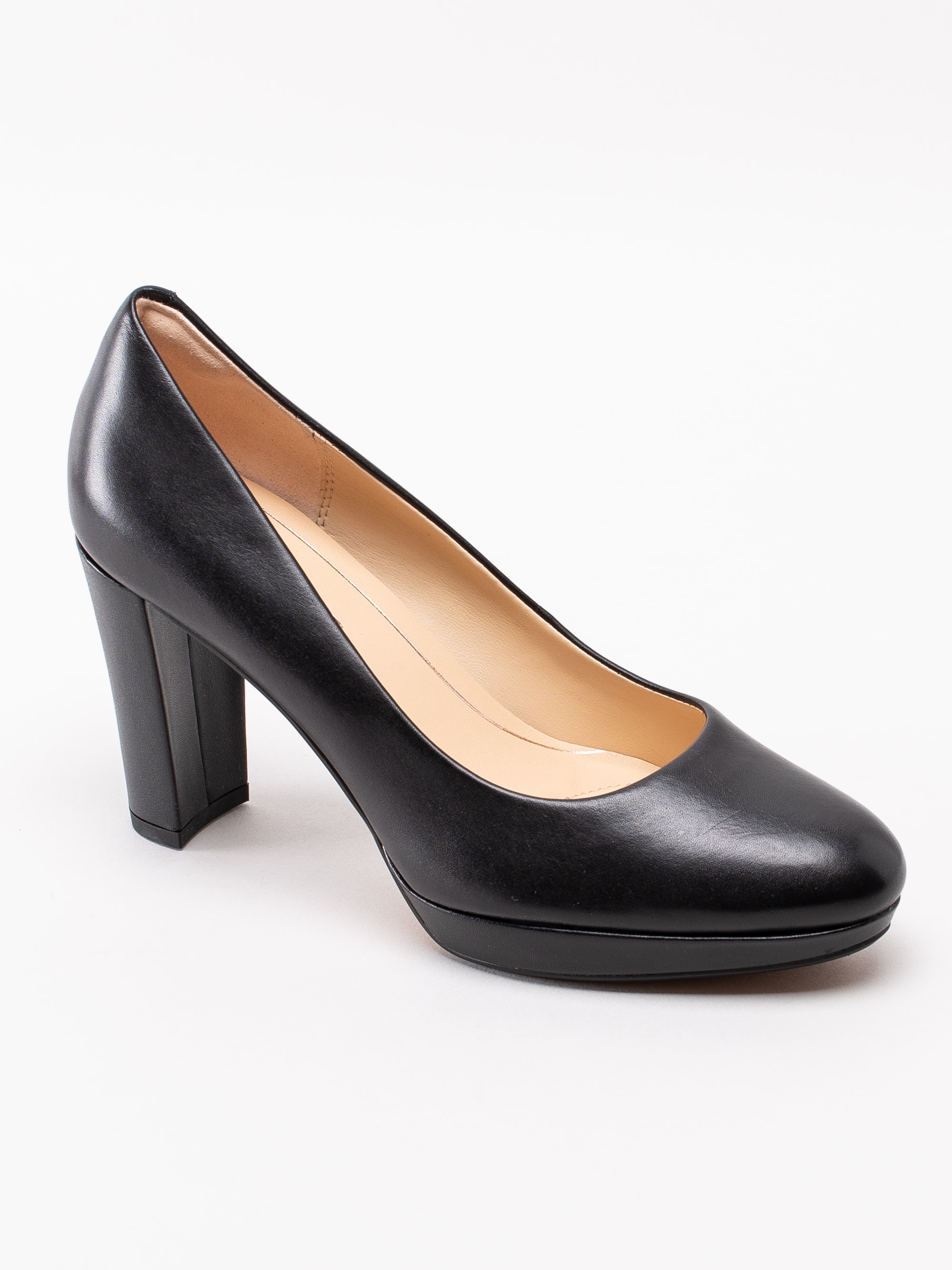 03193001 Clarks Kendra Sienna 26118842 svarta klassiska pumps med platå-1