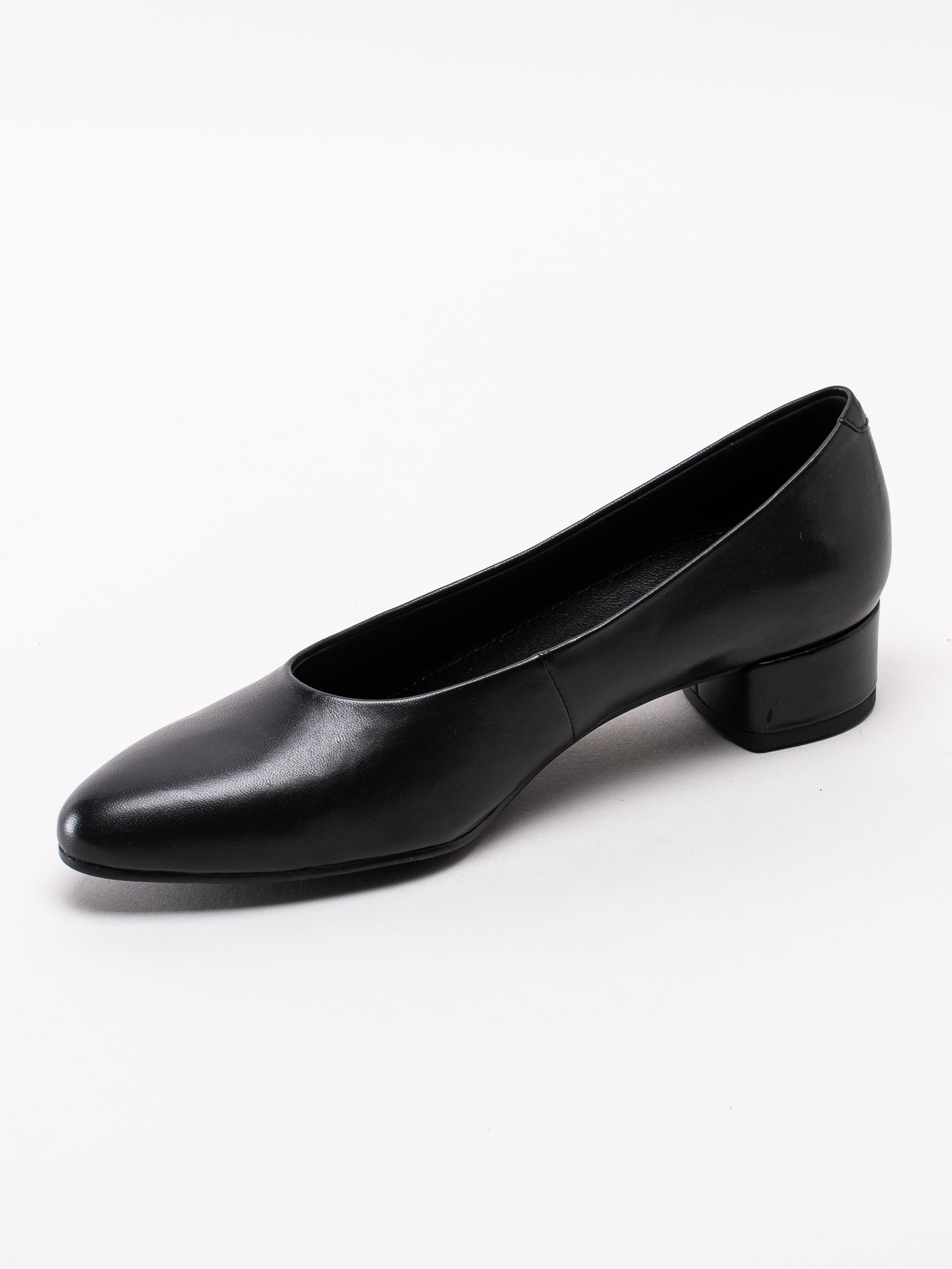 03193013 Vagabond Alica 4605-001-20 svarta klassiska lågklackade pumps-2