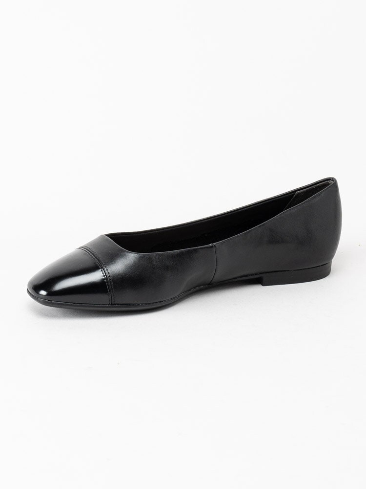 Tamaris - Svart ballerina i skinn