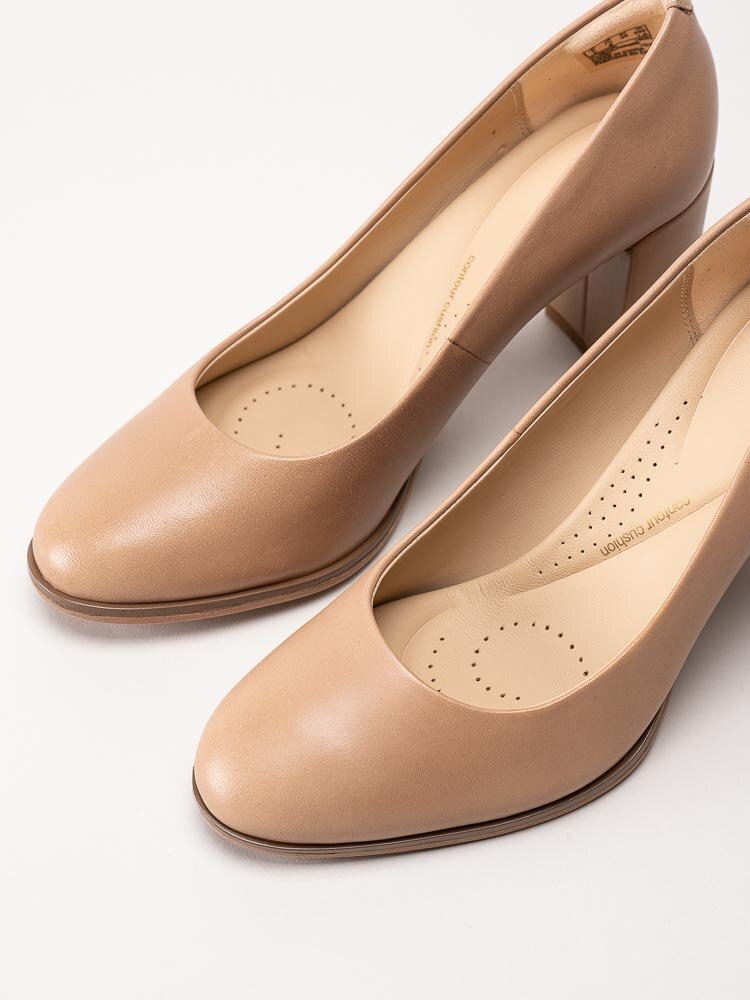 Clarks - Freva85 Court - Beige pumps i skinn