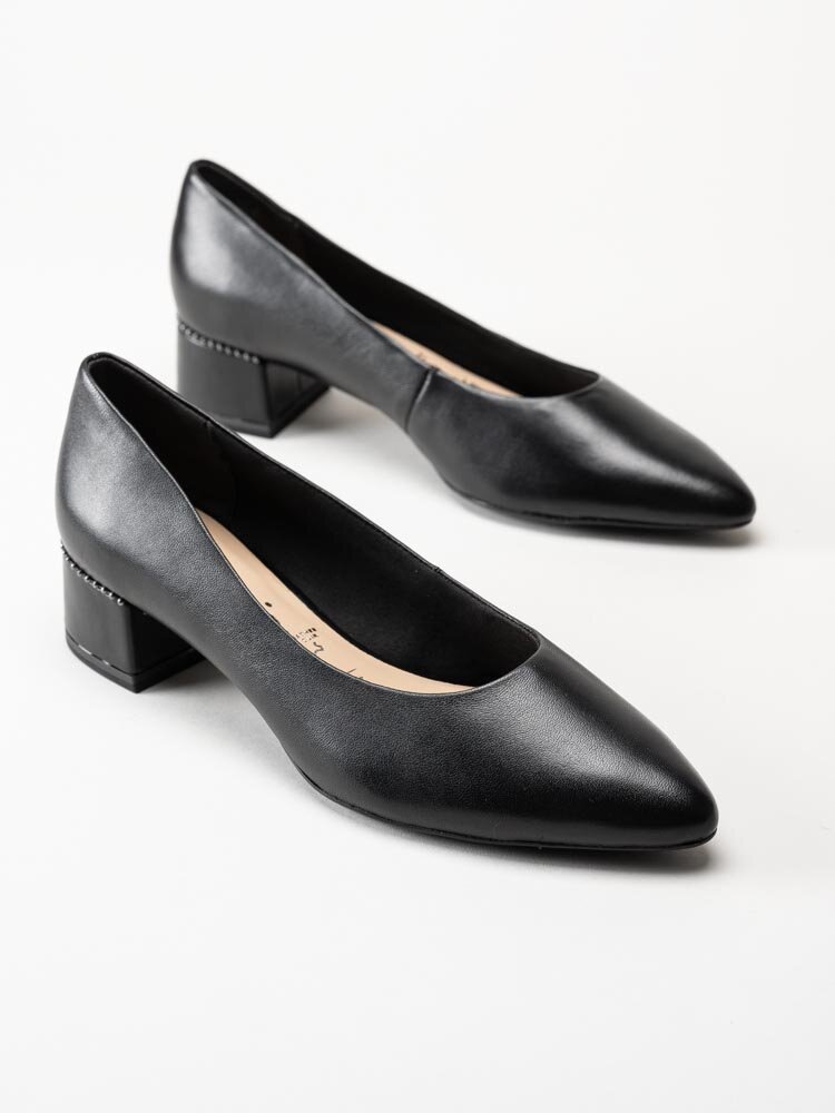 Tamaris - Svarta pumps i skinn