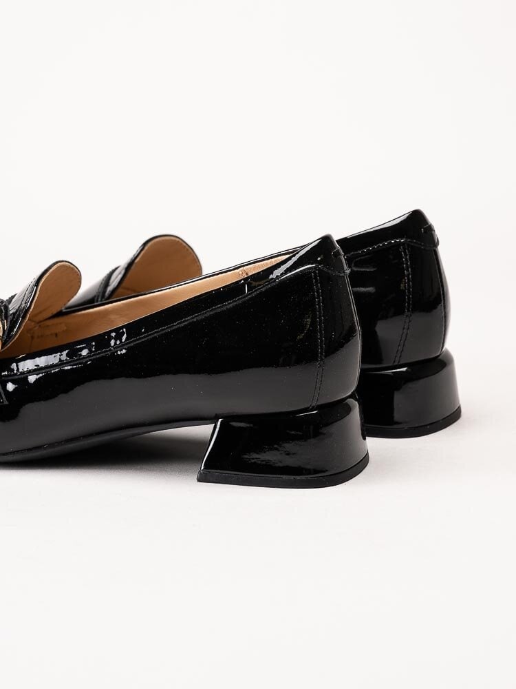 Clarks - Daiss30 Trim - Svarta loafers i lackskinn