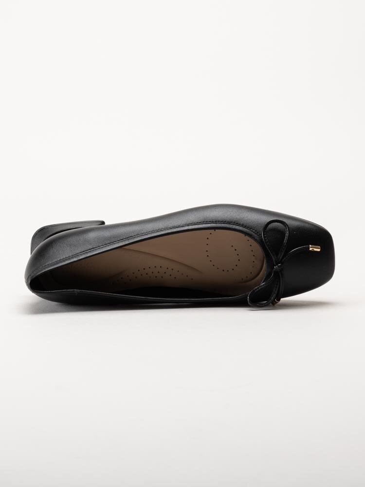 Clarks - Ubree15 Step - Svarta ballerinaskor i skinn