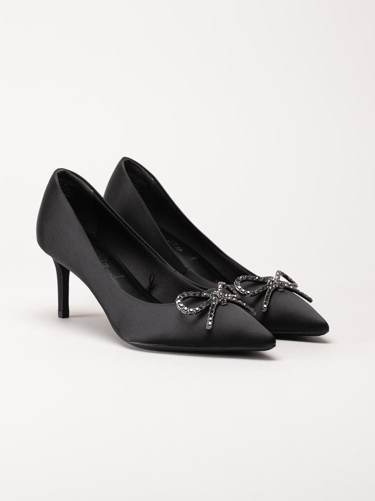 Tamaris - Svarta pumps i satin