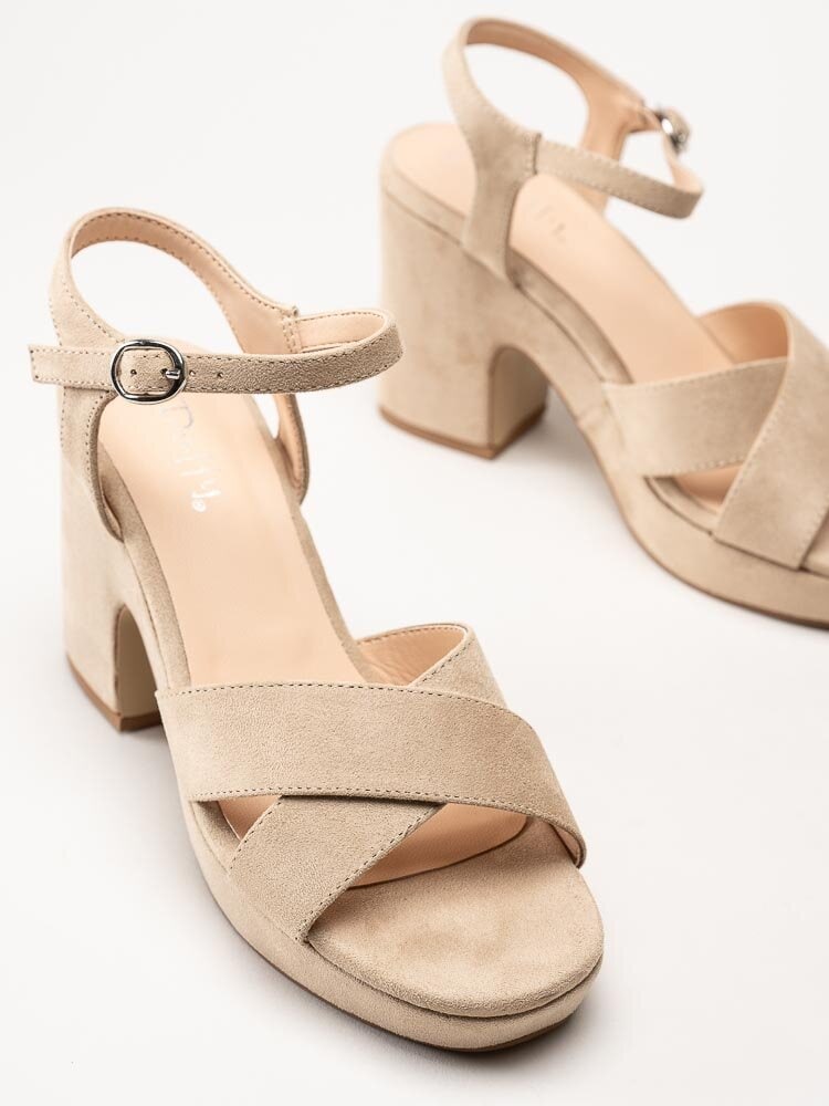 Duffy - Beige platåsandaletter i mockaimitation