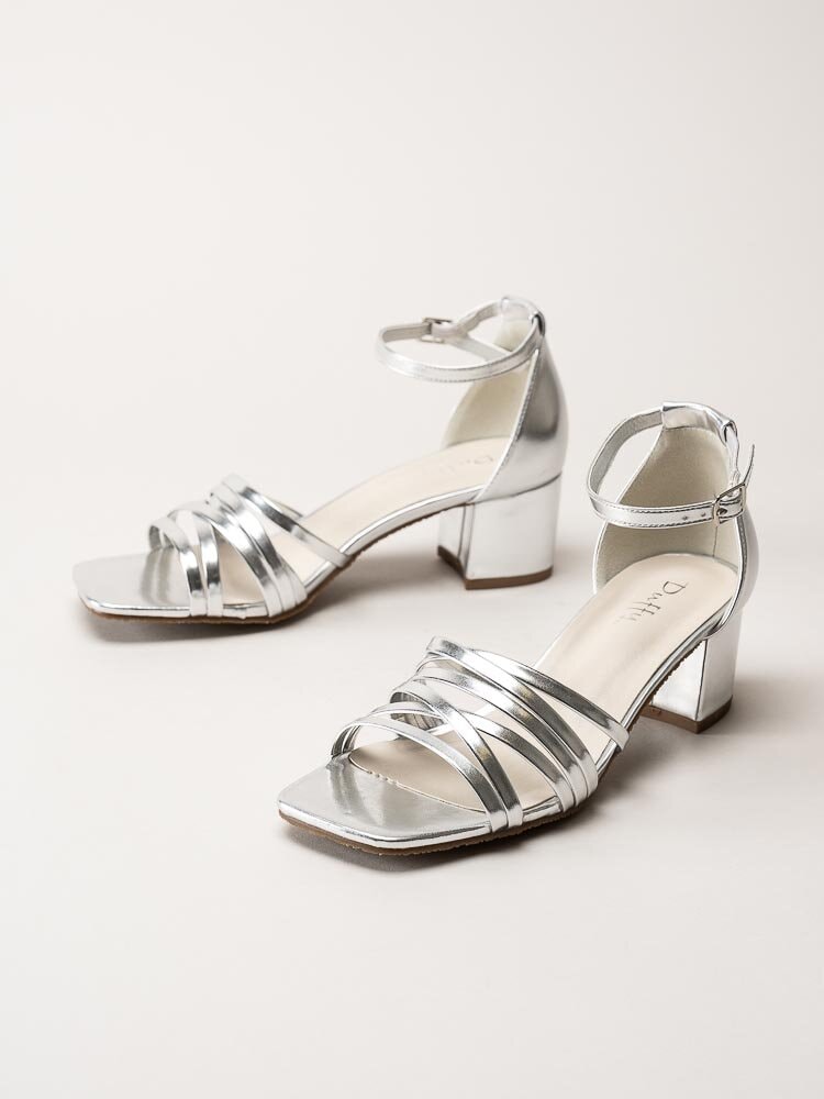 Duffy - Silvermetallic sandaletter i skinnimitation