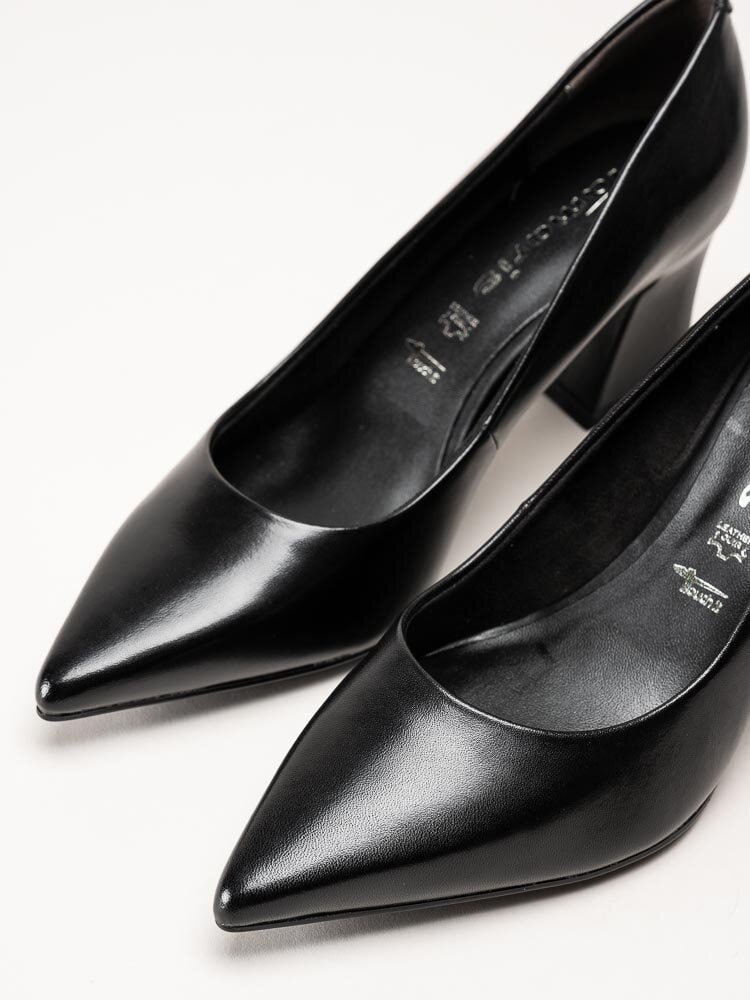 Tamaris - Svarta pumps i skinn