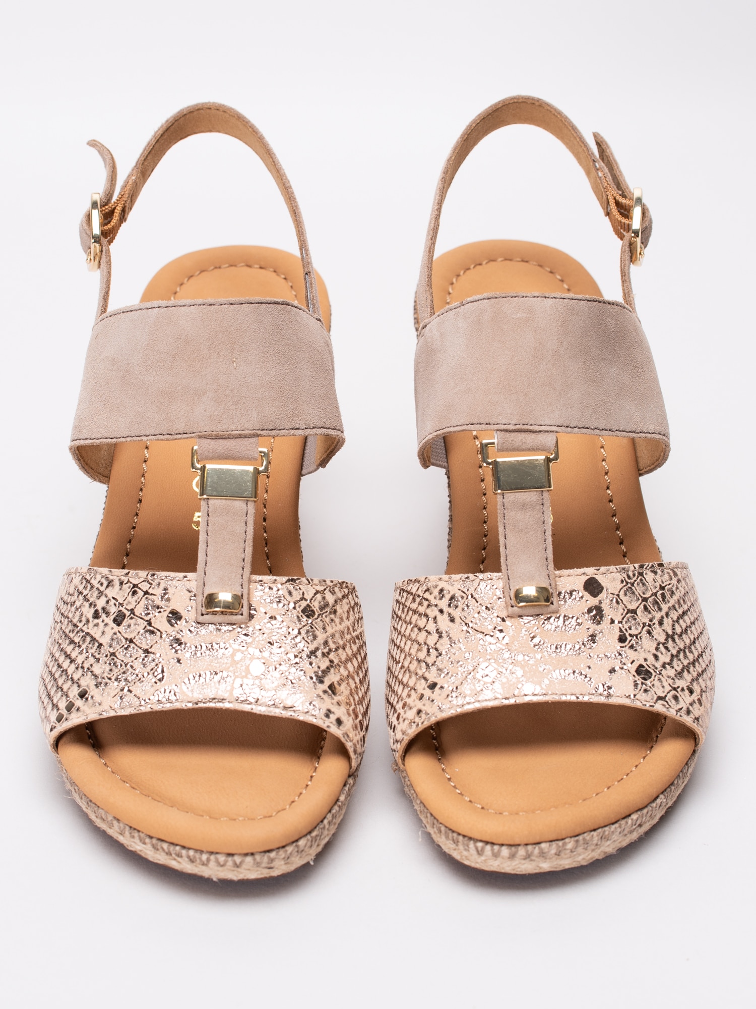 06191045 Gabor 22.827-34 beige kilklackade sandaletter med rosa metalliskt reptilmönster-6