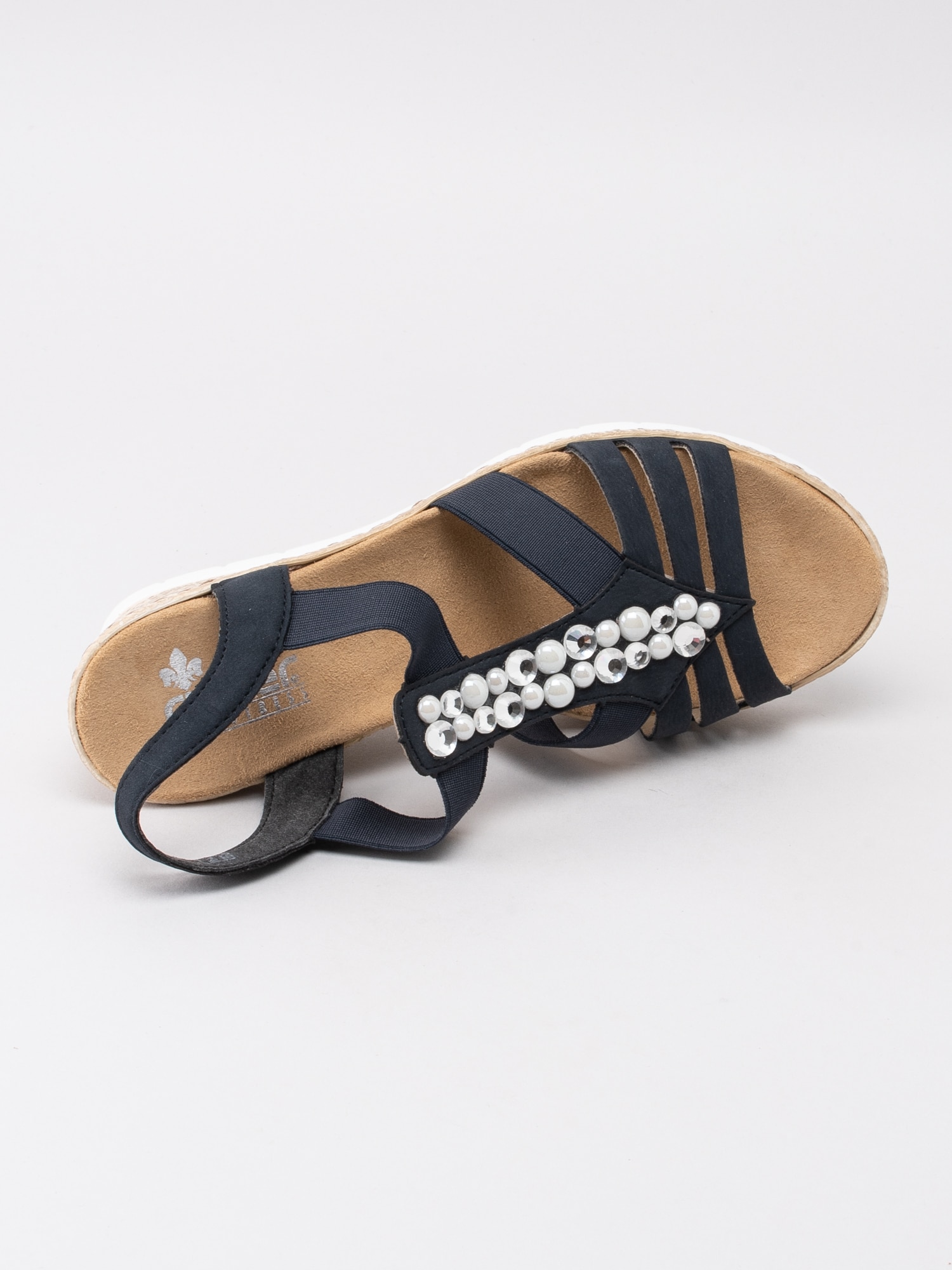 06191063 Rieker 61966-14 kiklackade sandaletter med dekorativa pärlor på t-slejf-4