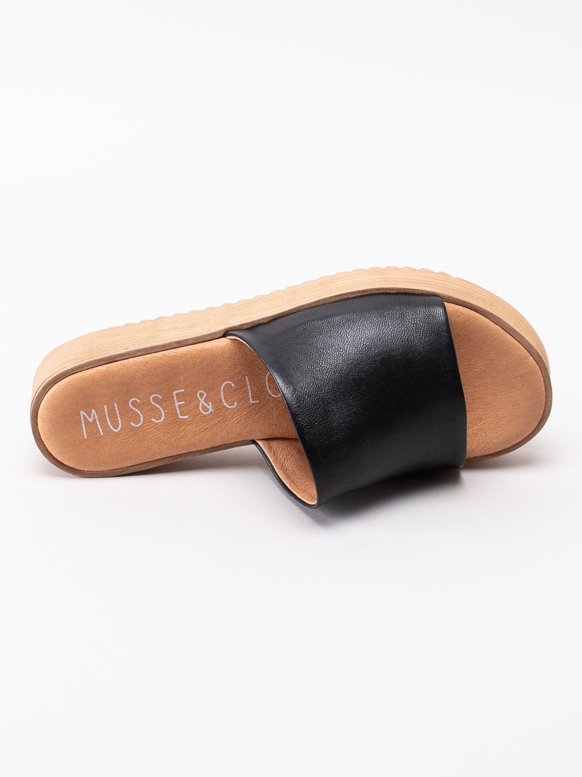 06191091 Musse and Cloud Keisha Black svarta slip ins platåsandaler-4