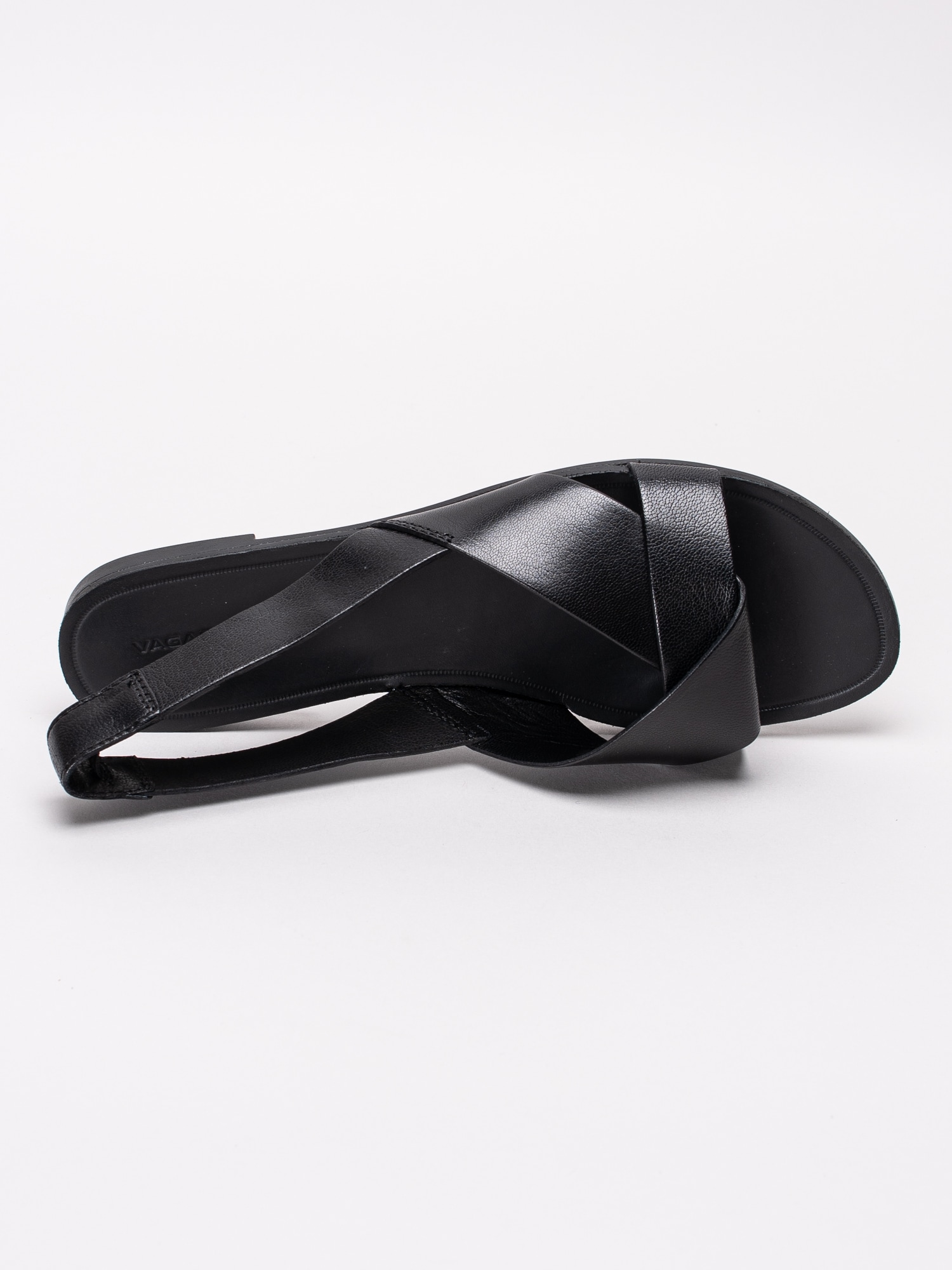 06191102 Vagabond Tia 4331-201-20 svarta sandaler med korsande band och hälrem-4
