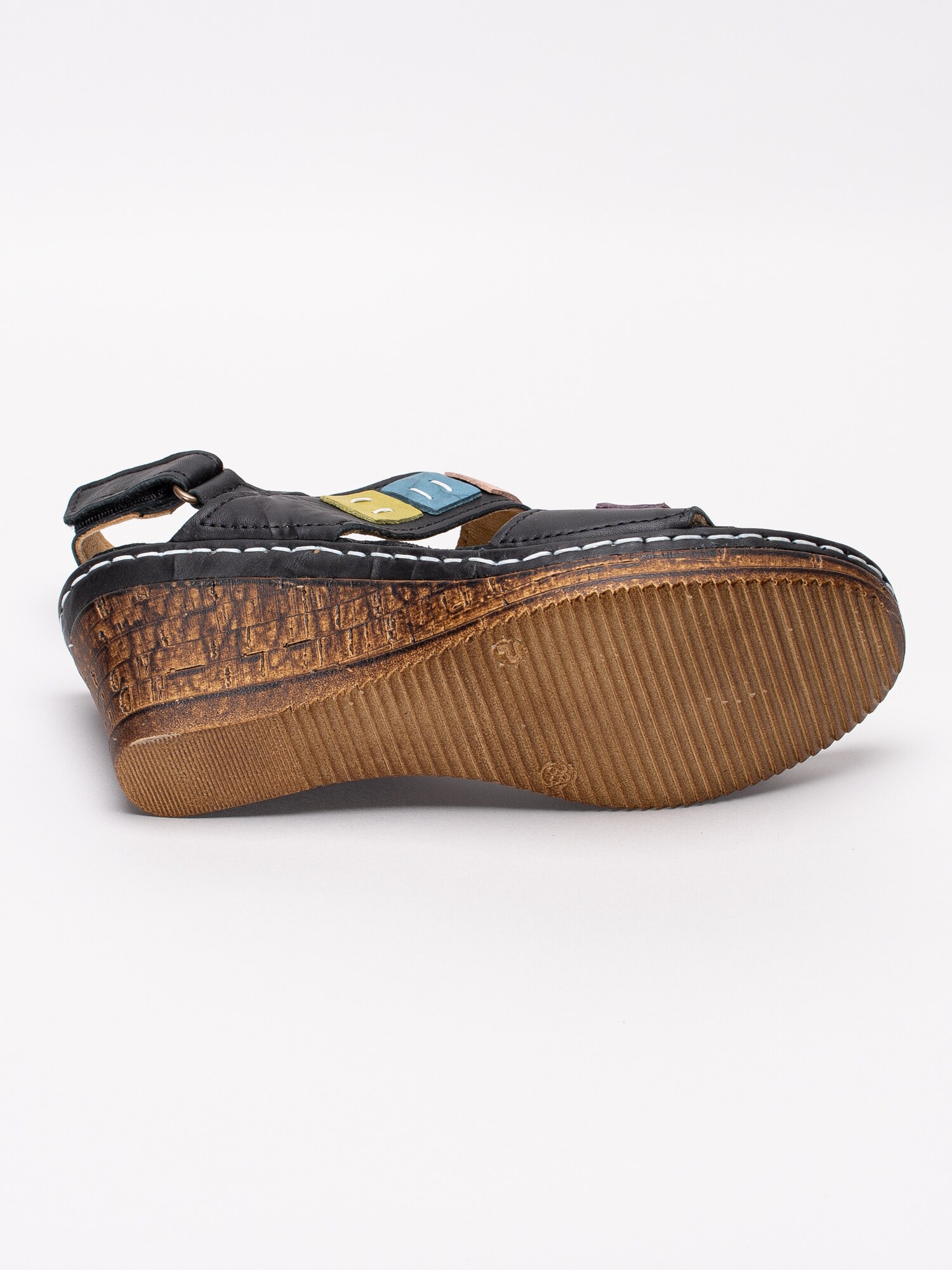 06191149 Charlotte 881-1541-101 svarta kilklackade sandaletter med sydda flerfärgade rutor-5