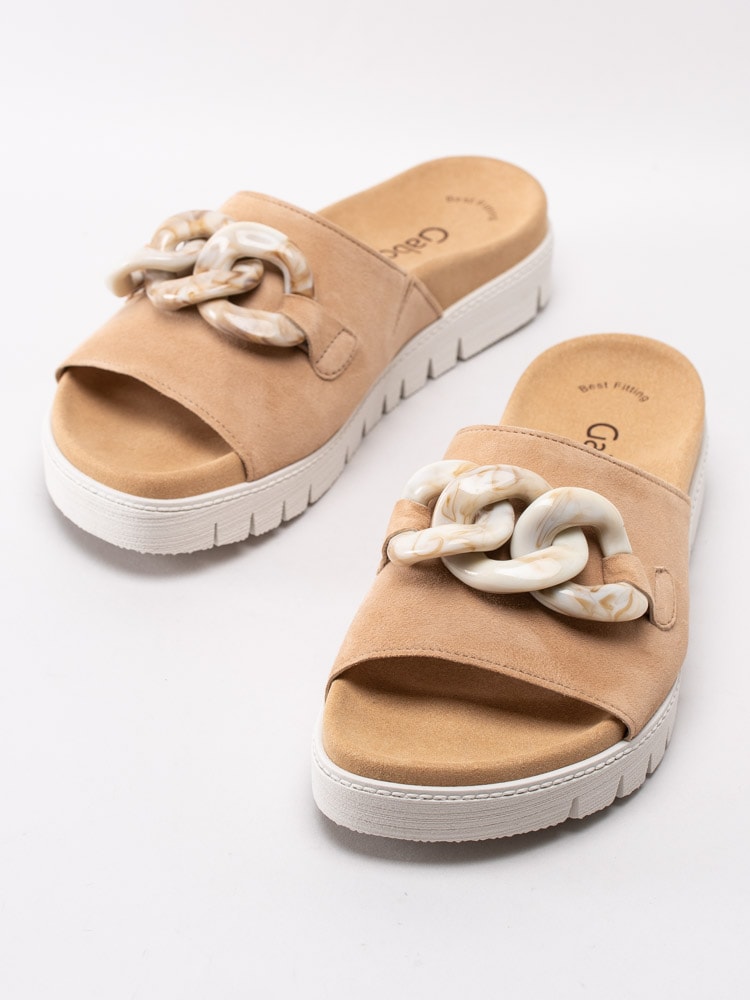 06201051 Gabor 43.743-12 Beige slip in sandaler med beige melerad kedja-6