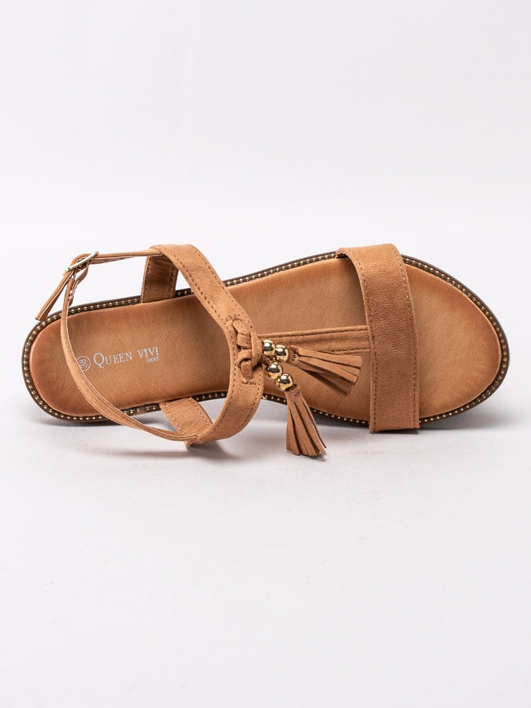 06201144 Queen Vivi 218-225-CAMEL Bruna sandaler med tofsar-4