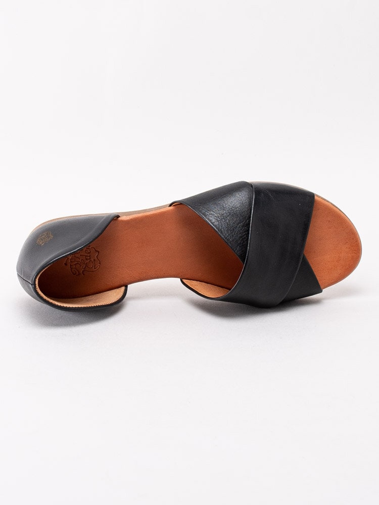 Apple of Eden - Chiusi - Svarta sandaler i skinn med täckt häl