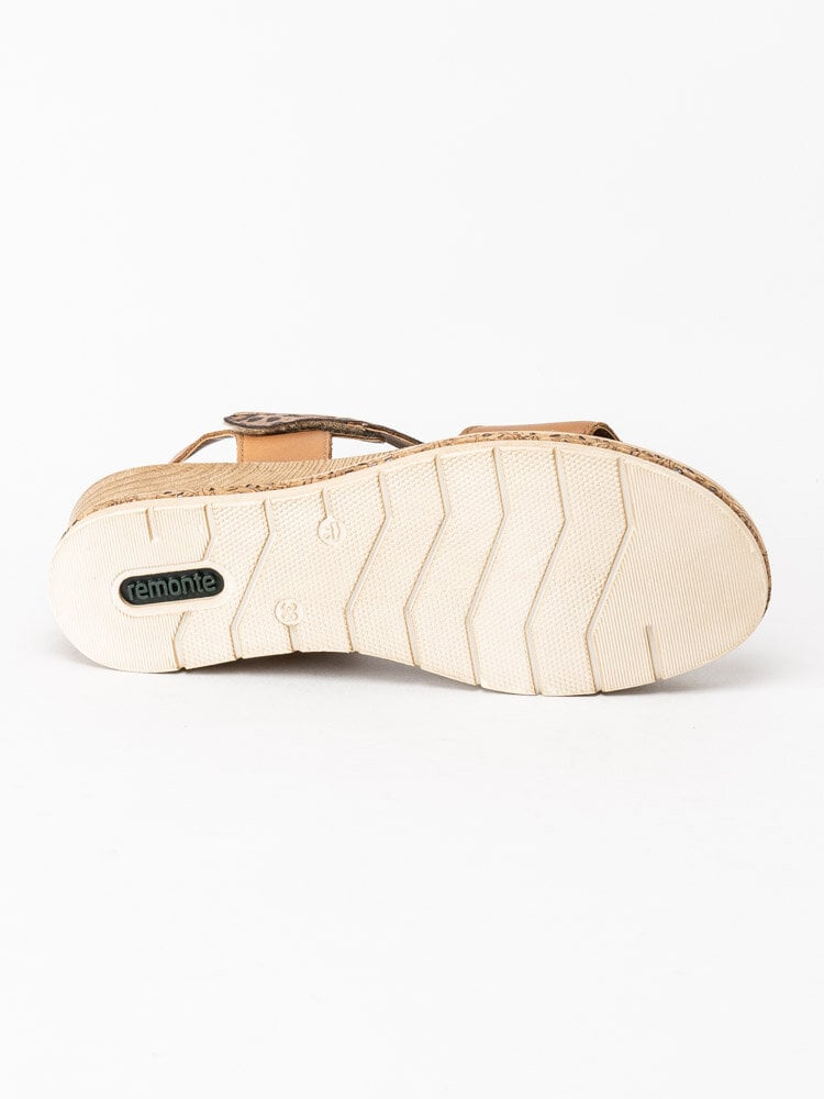 Remonte - Bruna kilklackade sandaletter med leopardmönster