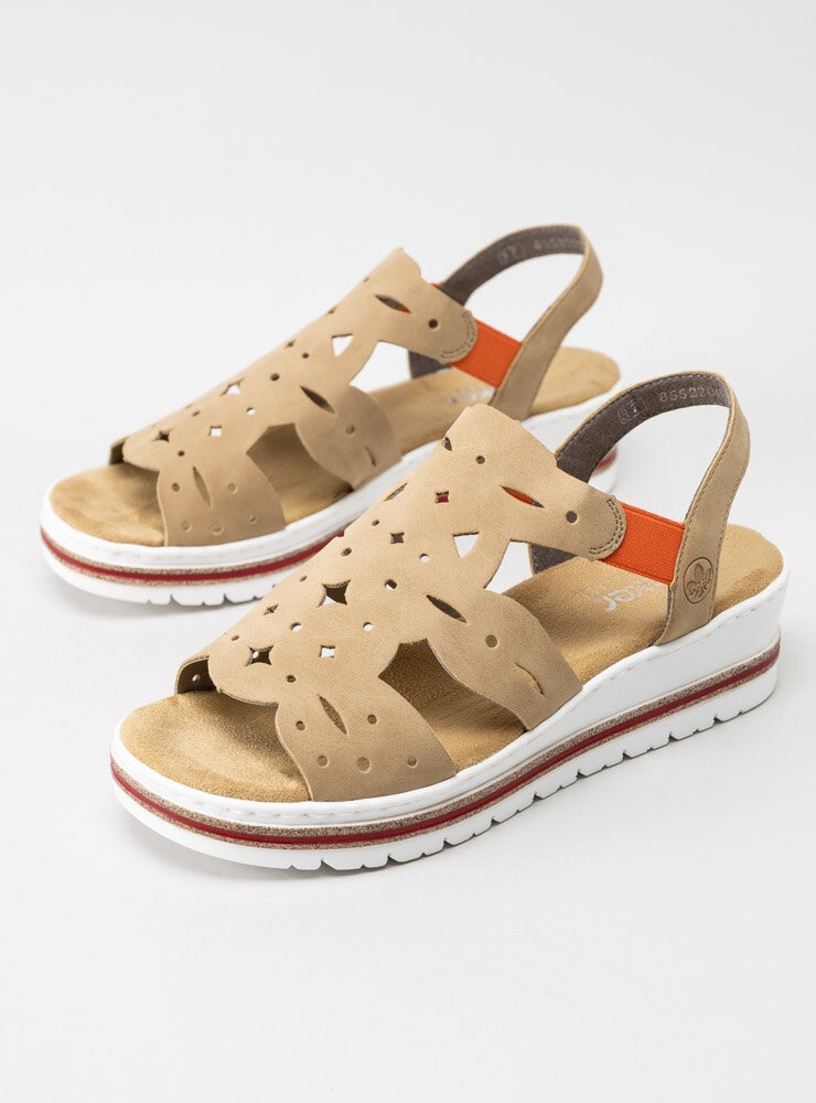 Rieker - Beige sportig sandal med orange resår