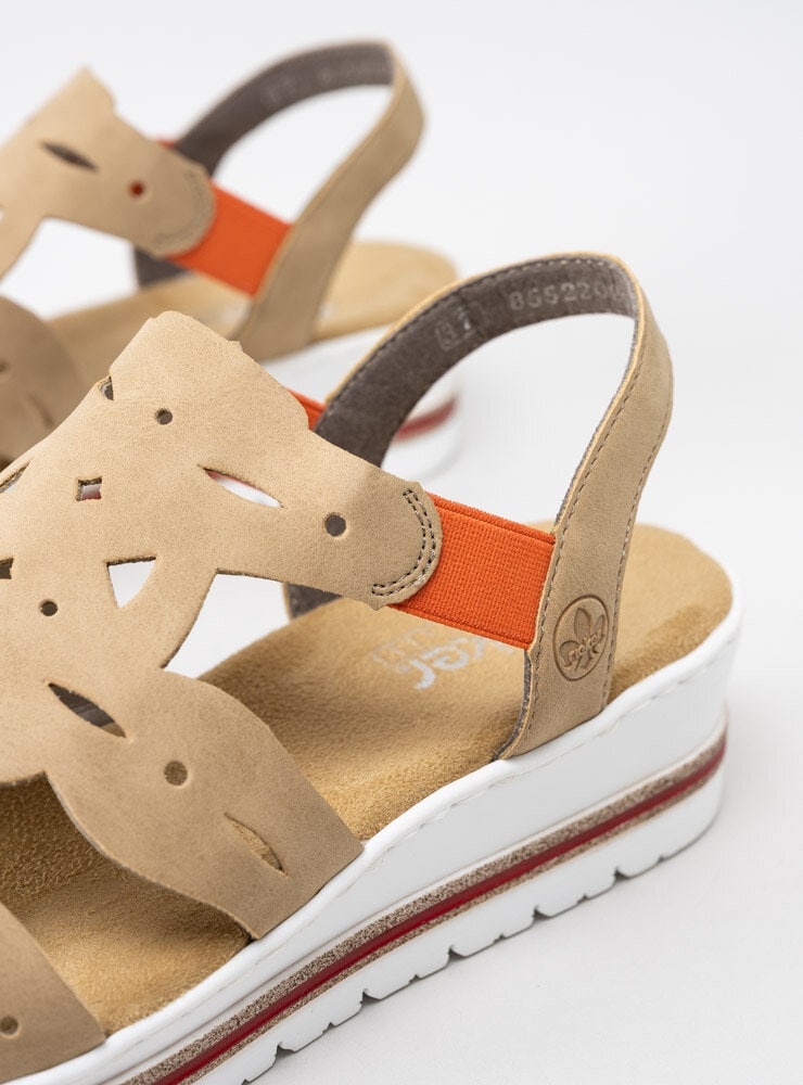 Rieker - Beige sportig sandal med orange resår