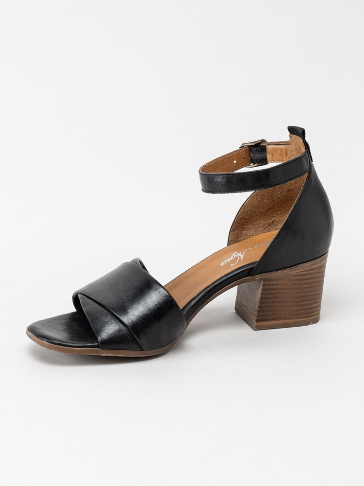 Rosa Negra - Svarta sandaletter i skinn