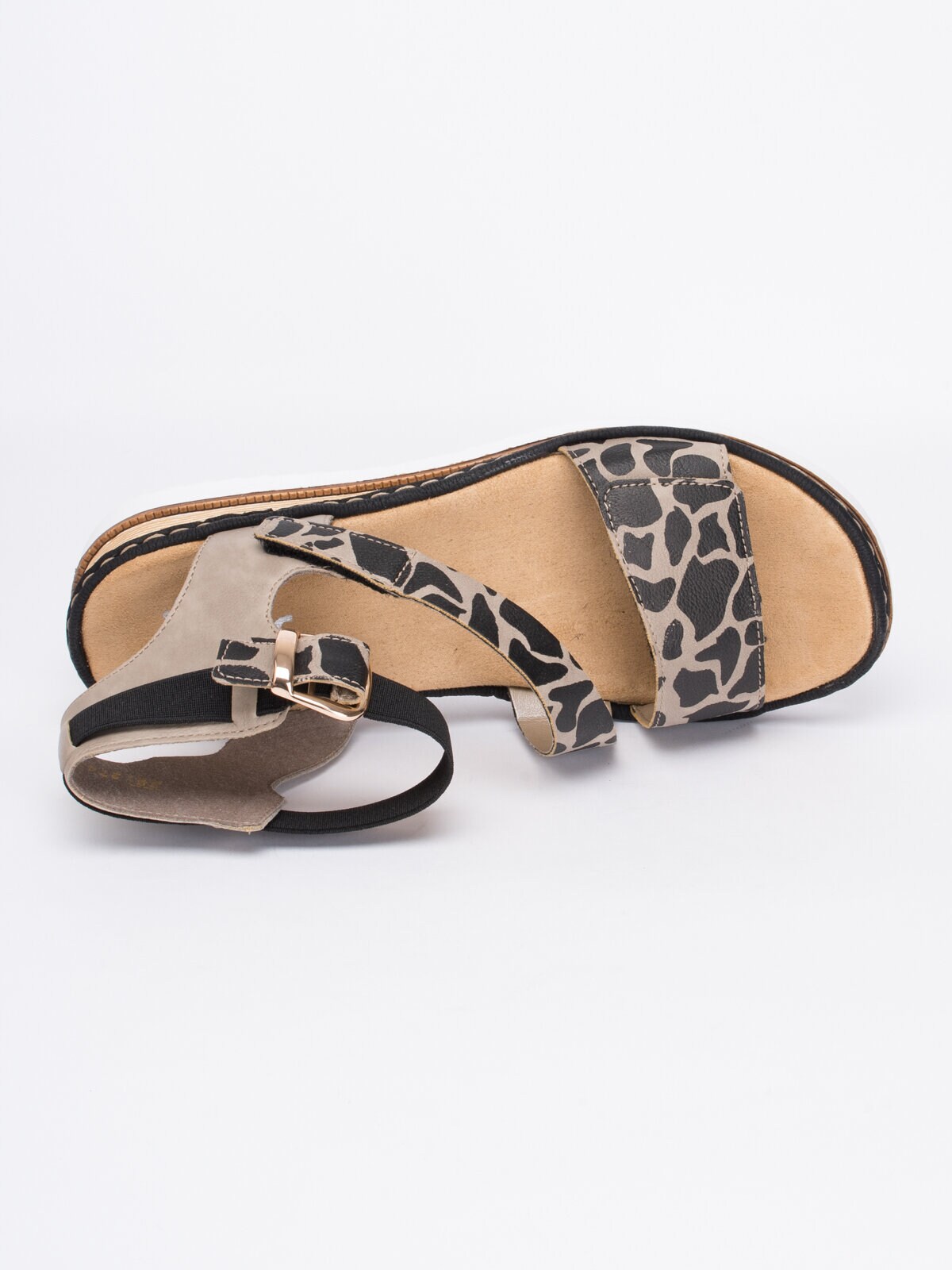 Rieker - Beige sandaler med djurprint