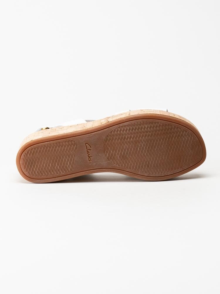 Clarks - Kimmei cork - Vita kilklackade sandaletter i skinn