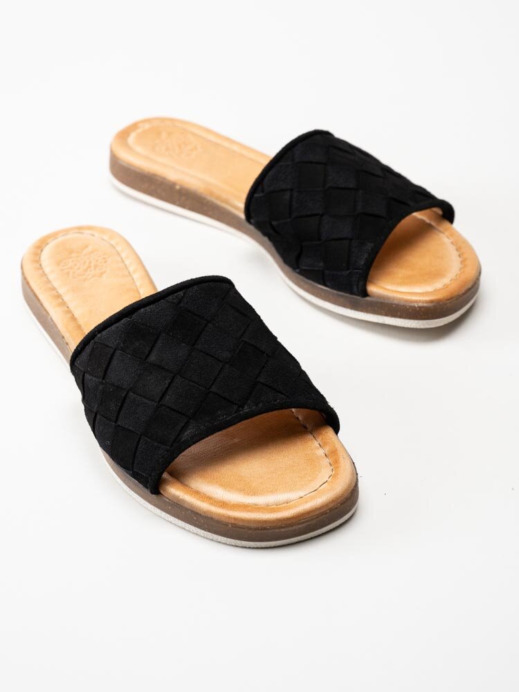 Apple of Eden - Holand - Svarta slip in sandaler i flätad mocka