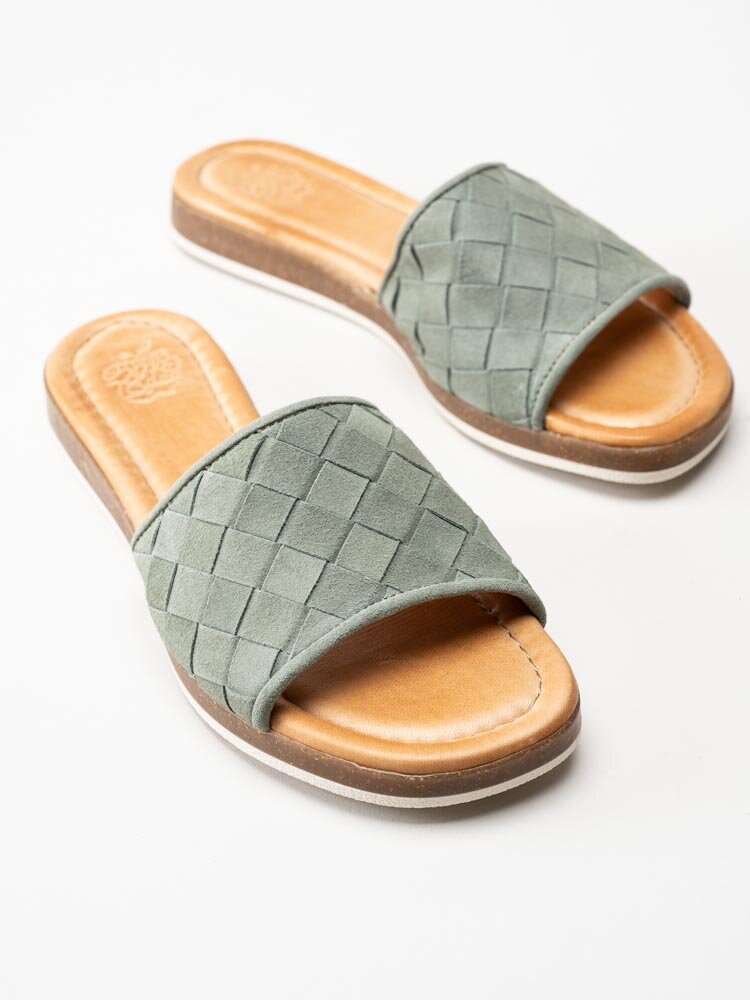 Apple of Eden - Holand - Gröna slip in sandaler i flätad mocka