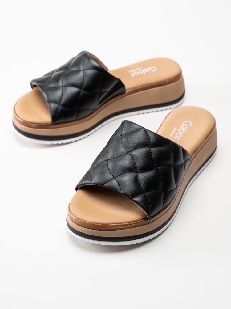 Gabor - Svarta slip in sandaler med quiltat skinn