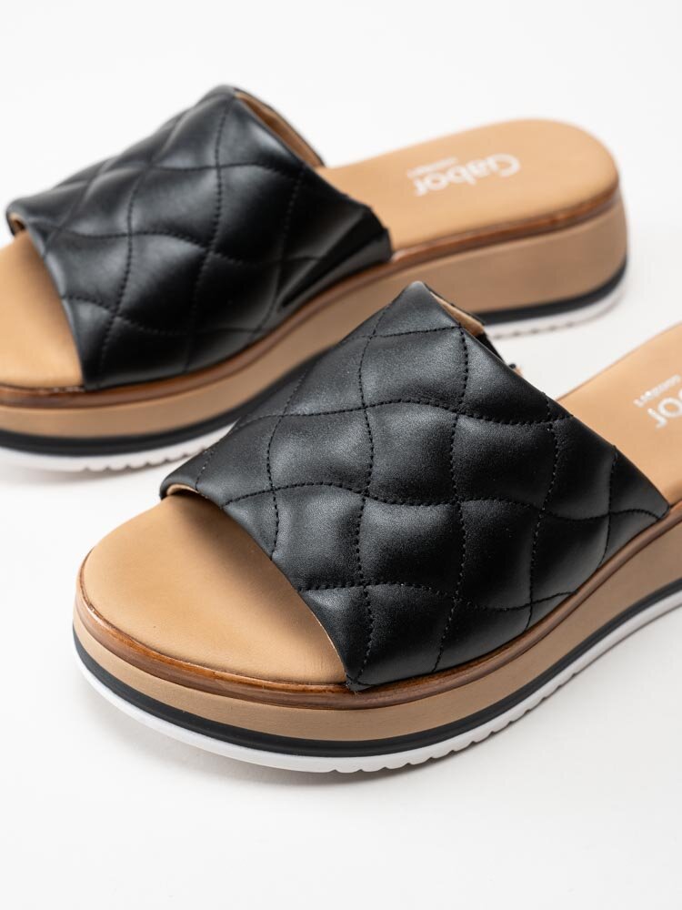 Gabor - Svarta slip in sandaler med quiltat skinn