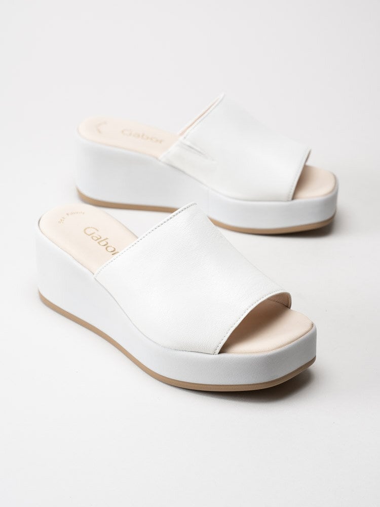 Gabor - Off white slip in platåsandaletter i skinn