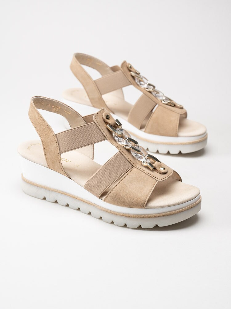 Gabor - Beige kilklackade sandaletter i mocka