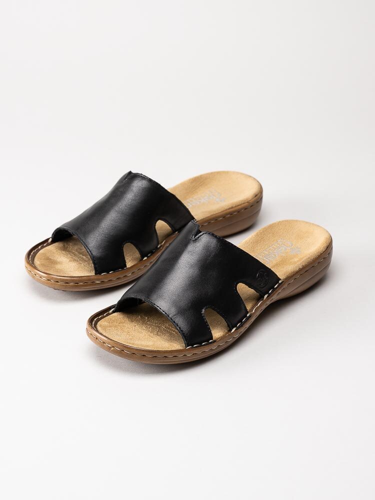Rieker - Svarta slip in sandaler i skinn